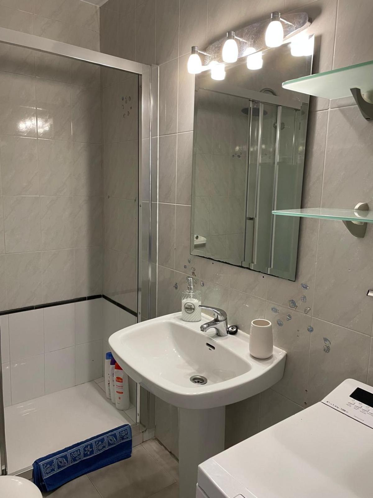 Villa Mare - 2 Beds With Balcony, Patio And Pool And Direct Park Access Murcia Ngoại thất bức ảnh