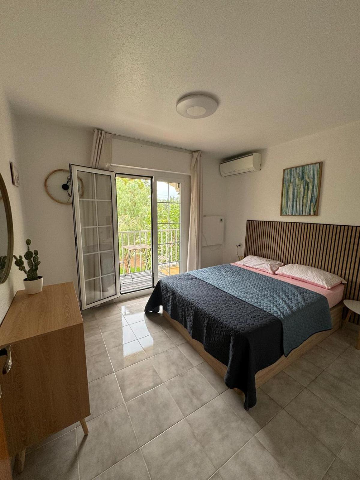 Villa Mare - 2 Beds With Balcony, Patio And Pool And Direct Park Access Murcia Ngoại thất bức ảnh