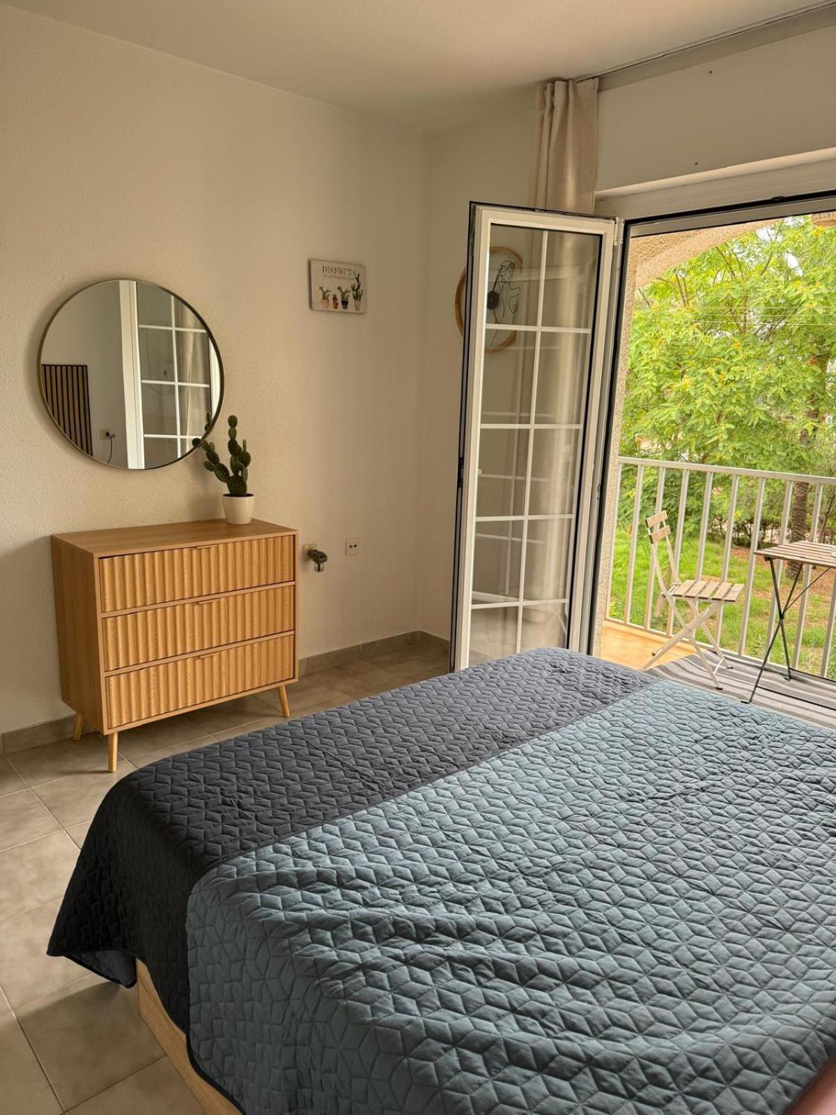 Villa Mare - 2 Beds With Balcony, Patio And Pool And Direct Park Access Murcia Ngoại thất bức ảnh